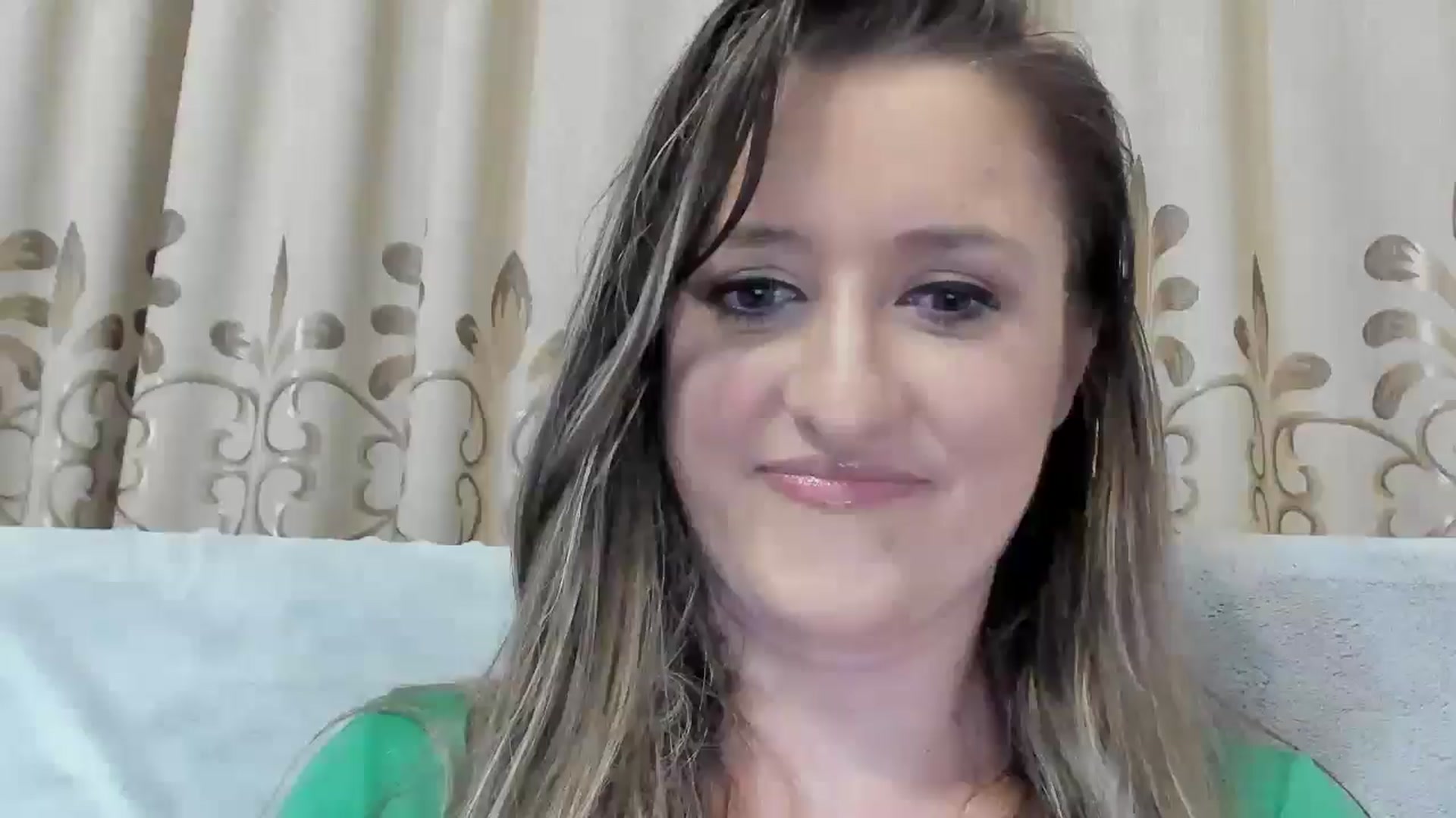 Gallery image thumbnail from BestDream's myfreecams stream on, 05/26/2025, 23:59 image 10 of 20