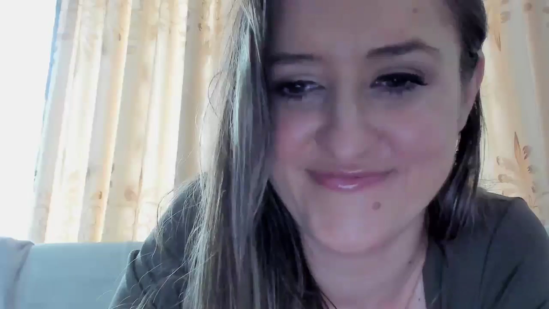 Gallery image thumbnail from BestDream's myfreecams stream on, 05/27/2025, 10:30 image 17 of 20