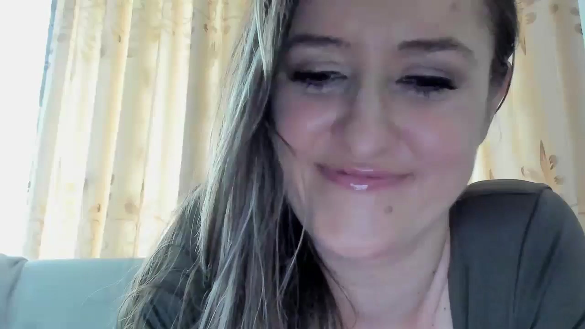 Gallery image thumbnail from BestDream's myfreecams stream on, 05/27/2025, 11:19 image 9 of 20