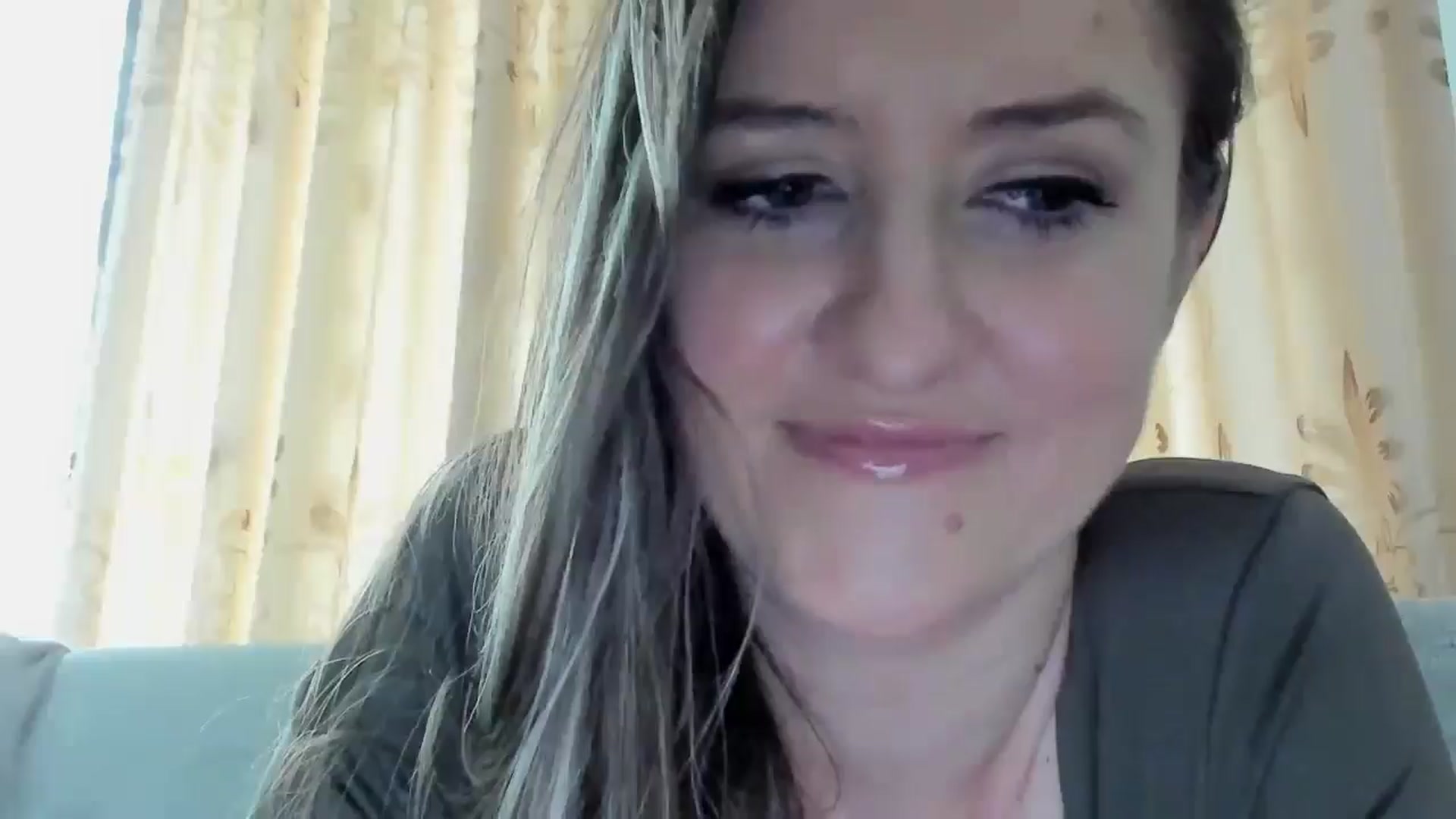 Gallery image thumbnail from BestDream's myfreecams stream on, 05/27/2025, 11:19 image 11 of 20