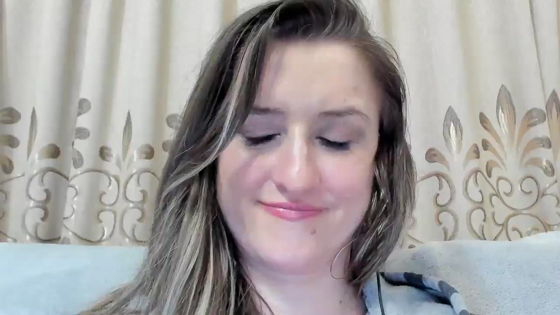Gallery image thumbnail from BestDream's myfreecams stream on, 06/03/2025, 01:36 image 15 of 20