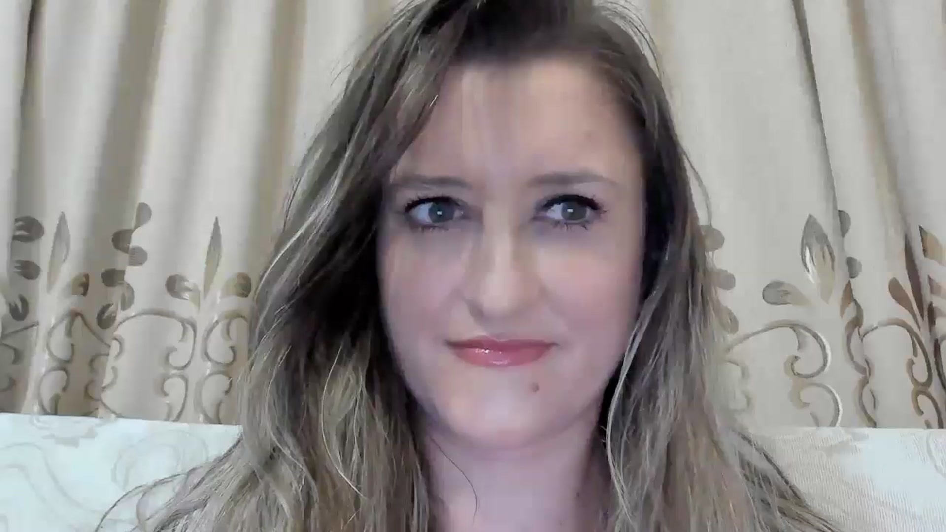Gallery image thumbnail from BestDream's myfreecams stream on, 06/09/2025, 22:48 image 7 of 20