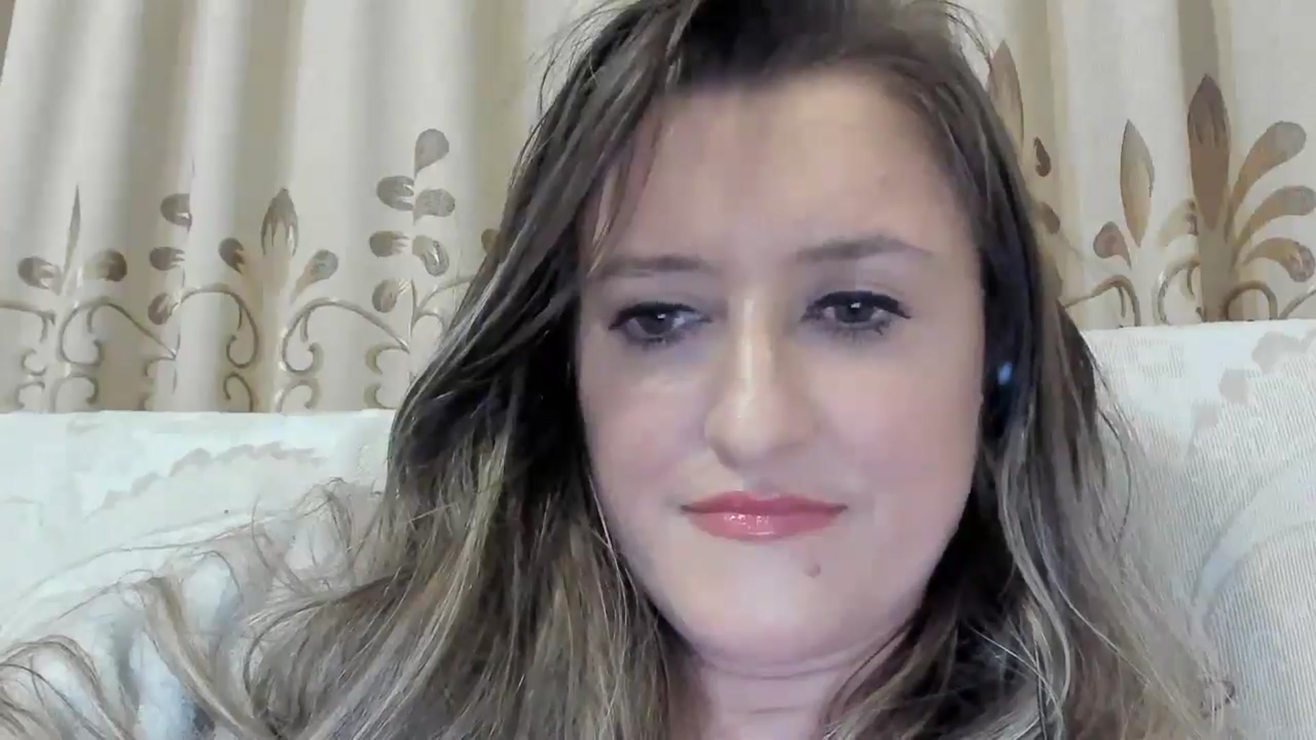 Gallery image thumbnail from BestDream's myfreecams stream on, 06/09/2025, 23:15 image 10 of 20