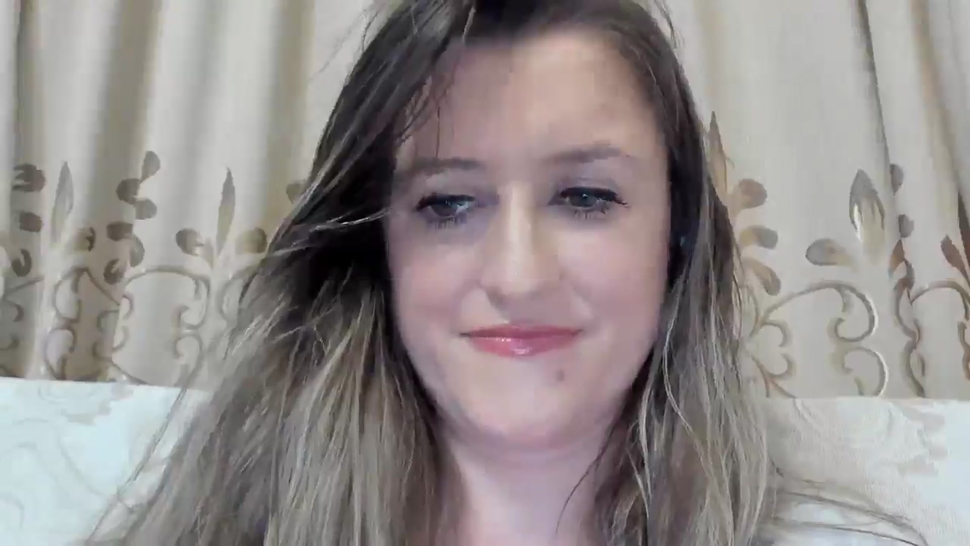 Gallery image thumbnail from BestDream's myfreecams stream on, 06/09/2025, 23:15 image 9 of 20