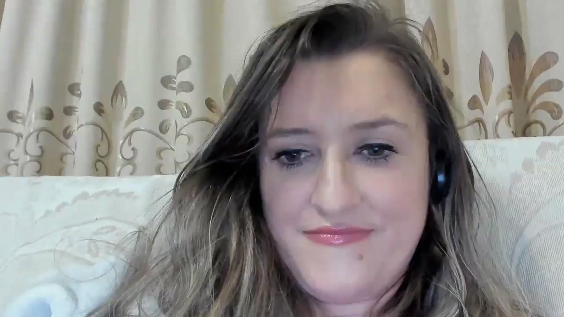 Gallery image thumbnail from BestDream's myfreecams stream on, 06/09/2025, 23:15 image 17 of 20