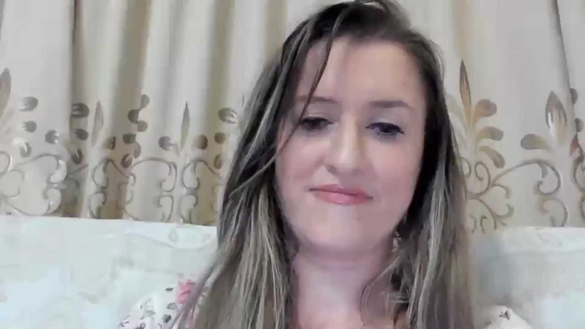Gallery image thumbnail from BestDream's myfreecams stream on, 06/10/2025, 02:09 image 12 of 20