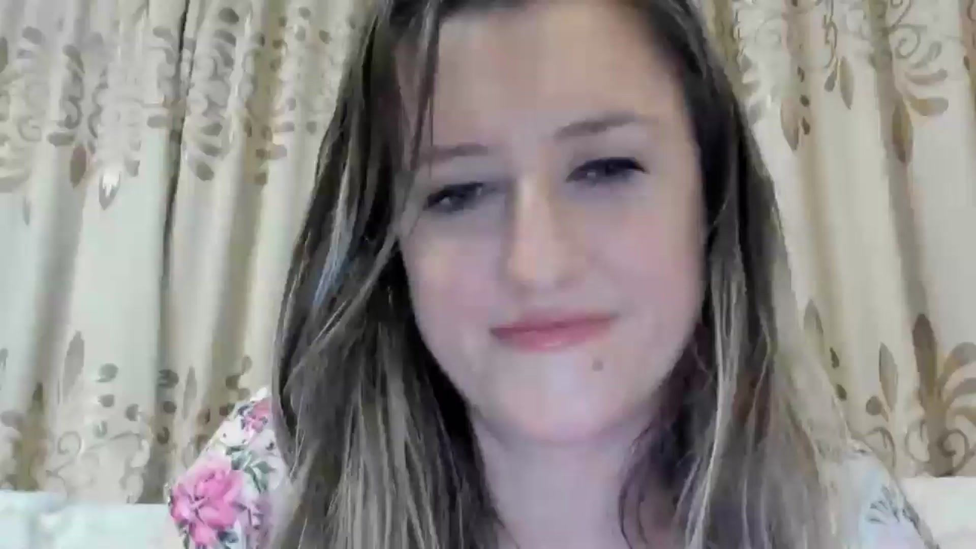 Gallery image thumbnail from BestDream's myfreecams stream on, 06/10/2025, 02:09 image 1 of 20
