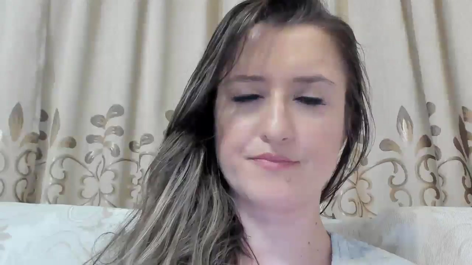 Gallery image thumbnail from BestDream's myfreecams stream on, 06/11/2025, 23:39 image 17 of 20