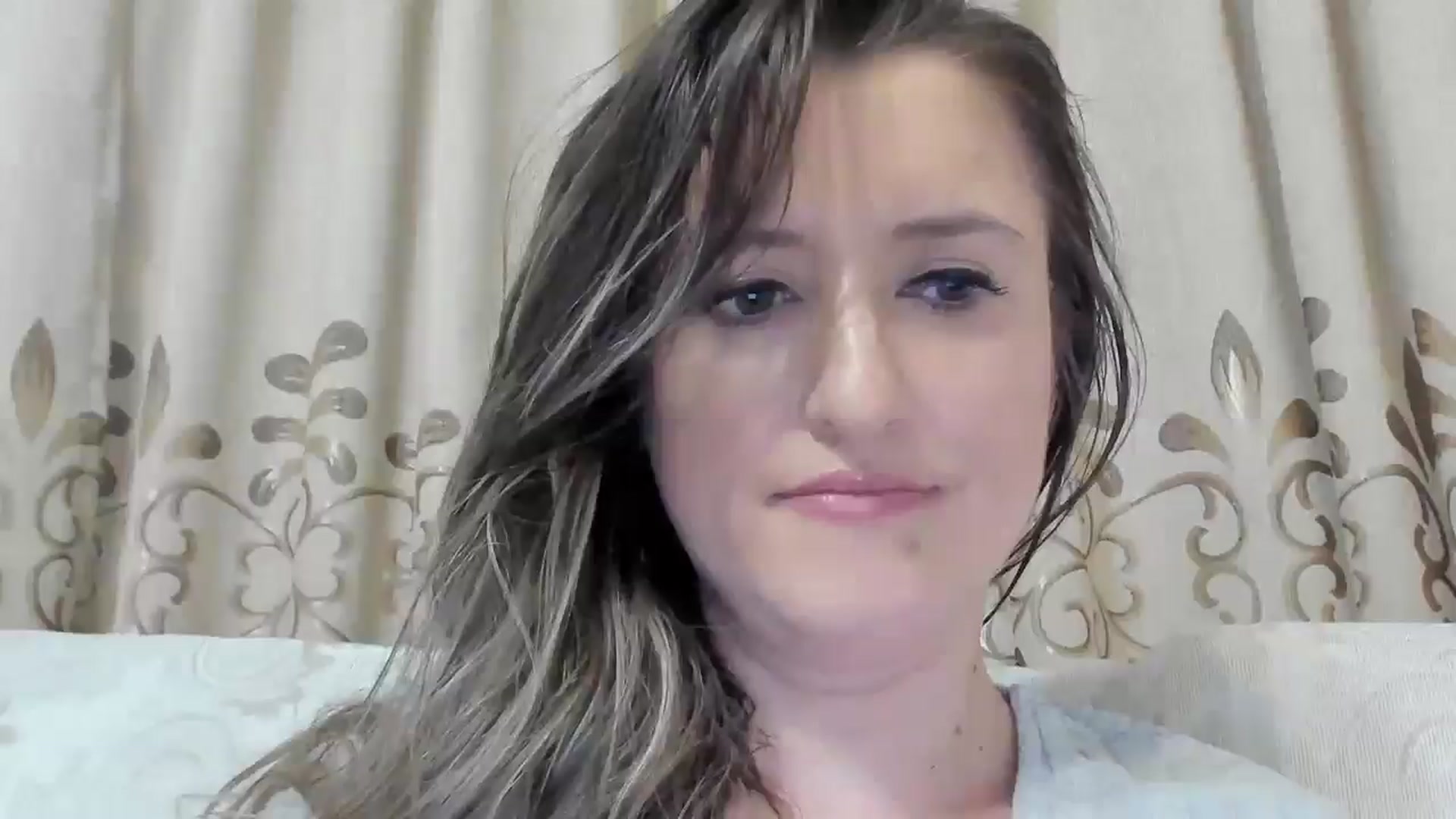 Gallery image thumbnail from BestDream's myfreecams stream on, 06/11/2025, 23:39 image 3 of 20