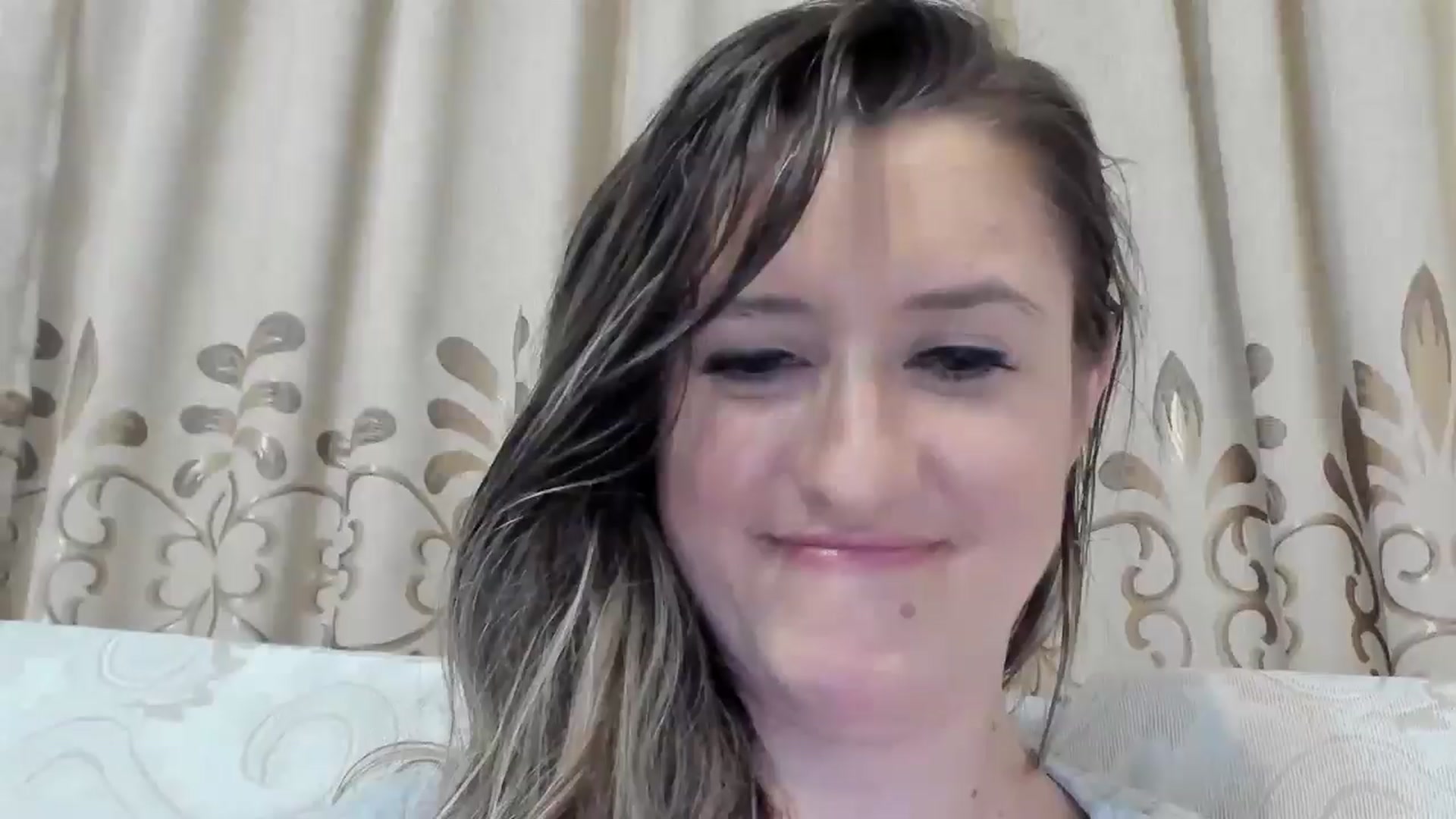 Gallery image thumbnail from BestDream's myfreecams stream on, 06/12/2025, 24:33 image 1 of 20