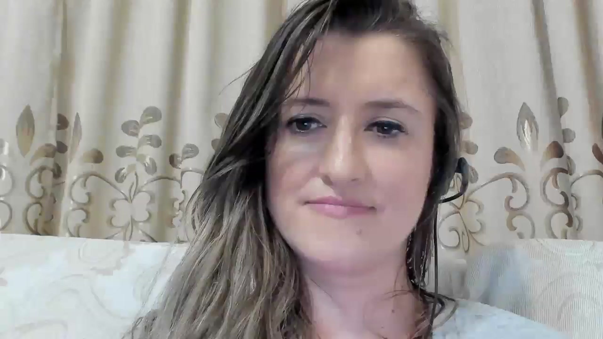 Gallery image thumbnail from BestDream's myfreecams stream on, 06/12/2025, 02:12 image 15 of 20