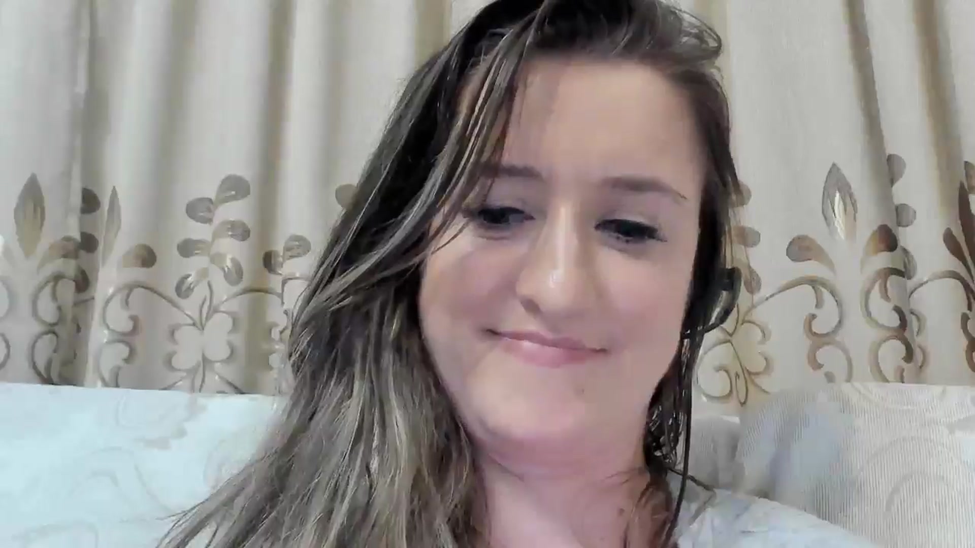 Gallery image thumbnail from BestDream's myfreecams stream on, 06/12/2025, 02:12 image 11 of 20