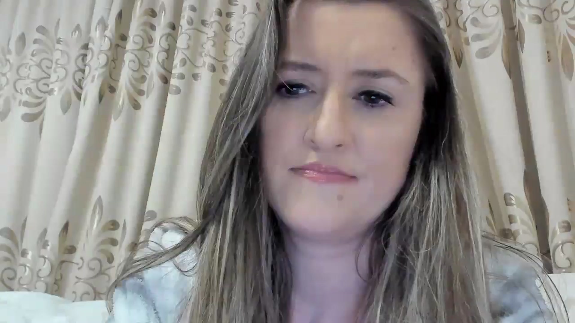 Gallery image thumbnail from BestDream's myfreecams stream on, 06/13/2025, 02:13 image 16 of 20