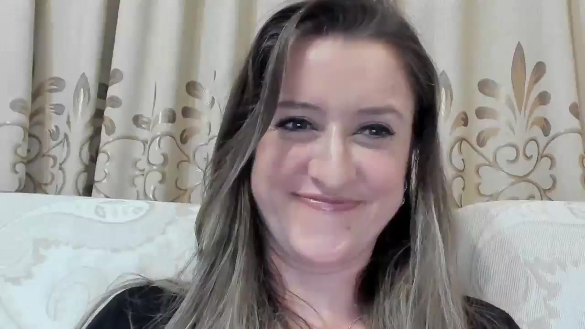 Gallery image thumbnail from BestDream's myfreecams stream on, 06/16/2025, 24:09 image 1 of 20