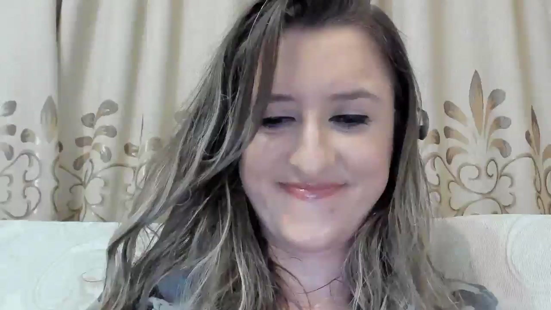 Gallery image thumbnail from BestDream's myfreecams stream on, 06/16/2025, 22:19 image 9 of 20