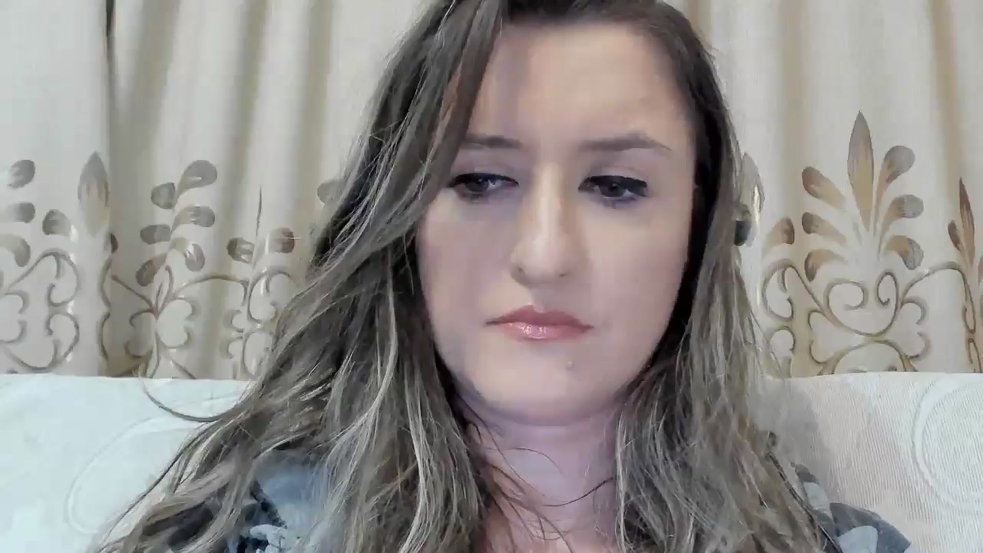 Gallery image thumbnail from BestDream's myfreecams stream on, 06/16/2025, 22:19 image 7 of 20