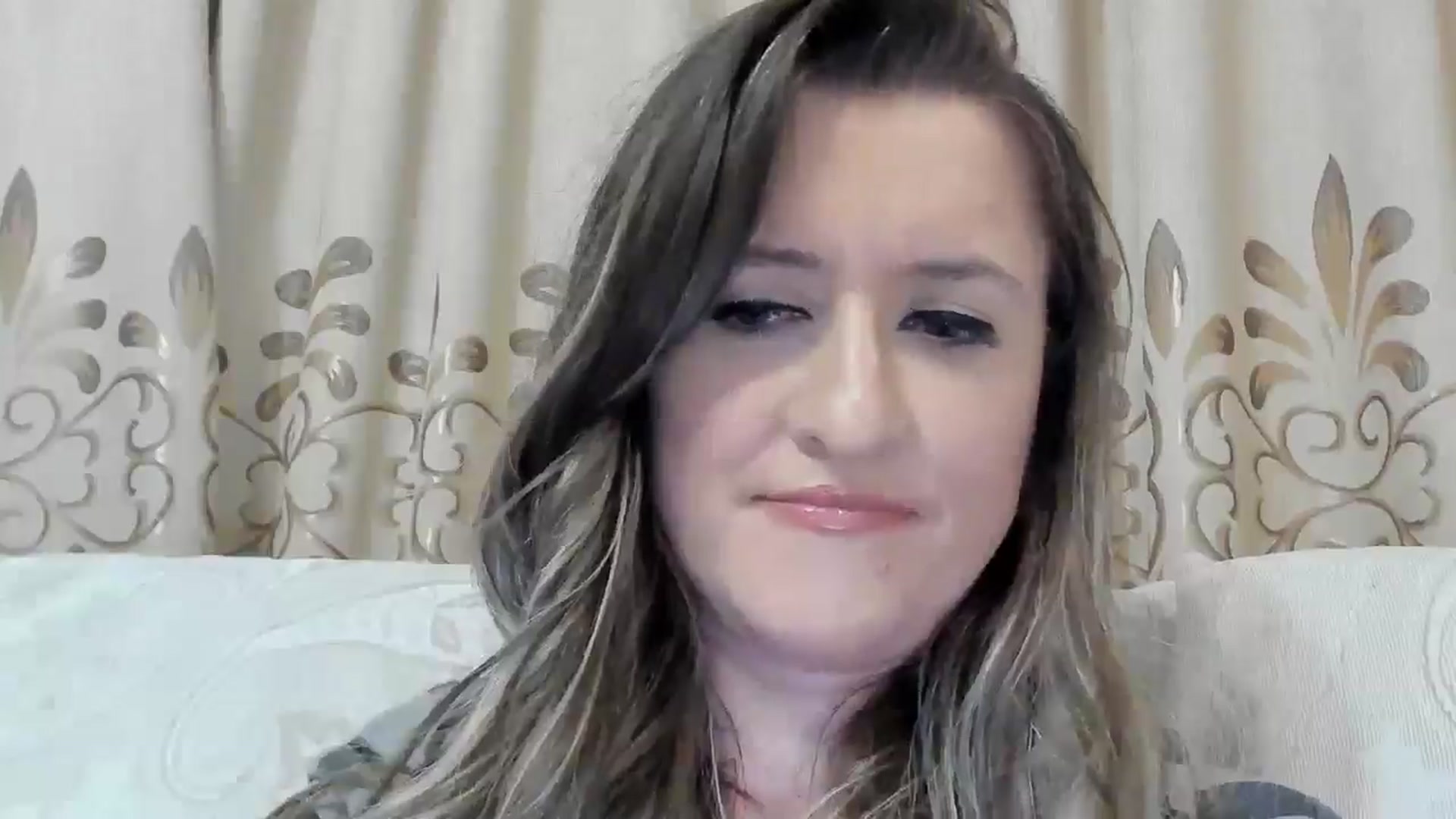 Gallery image thumbnail from BestDream's myfreecams stream on, 06/16/2025, 23:49 image 17 of 20