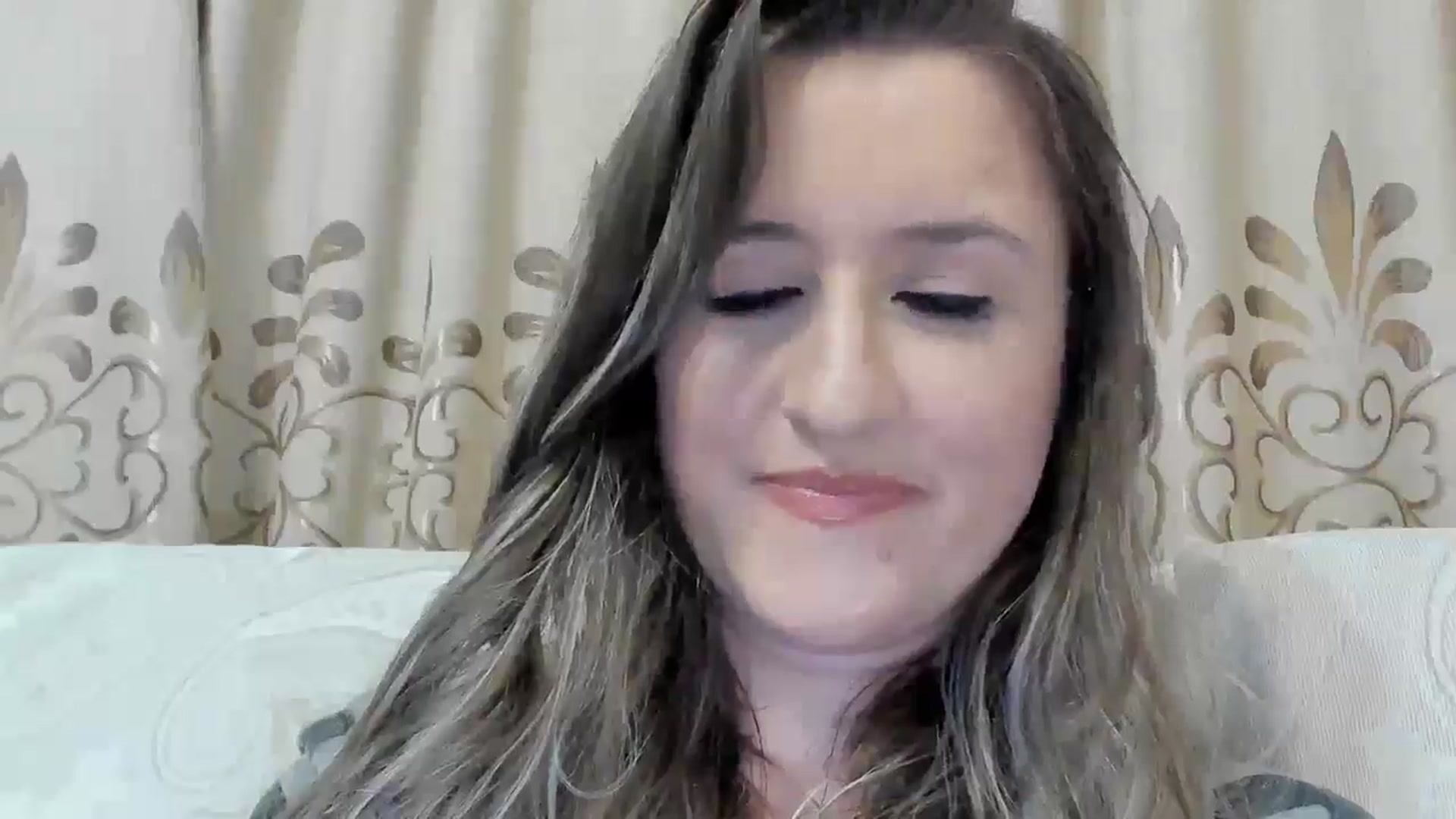 Gallery image thumbnail from BestDream's myfreecams stream on, 06/16/2025, 23:49 image 5 of 20