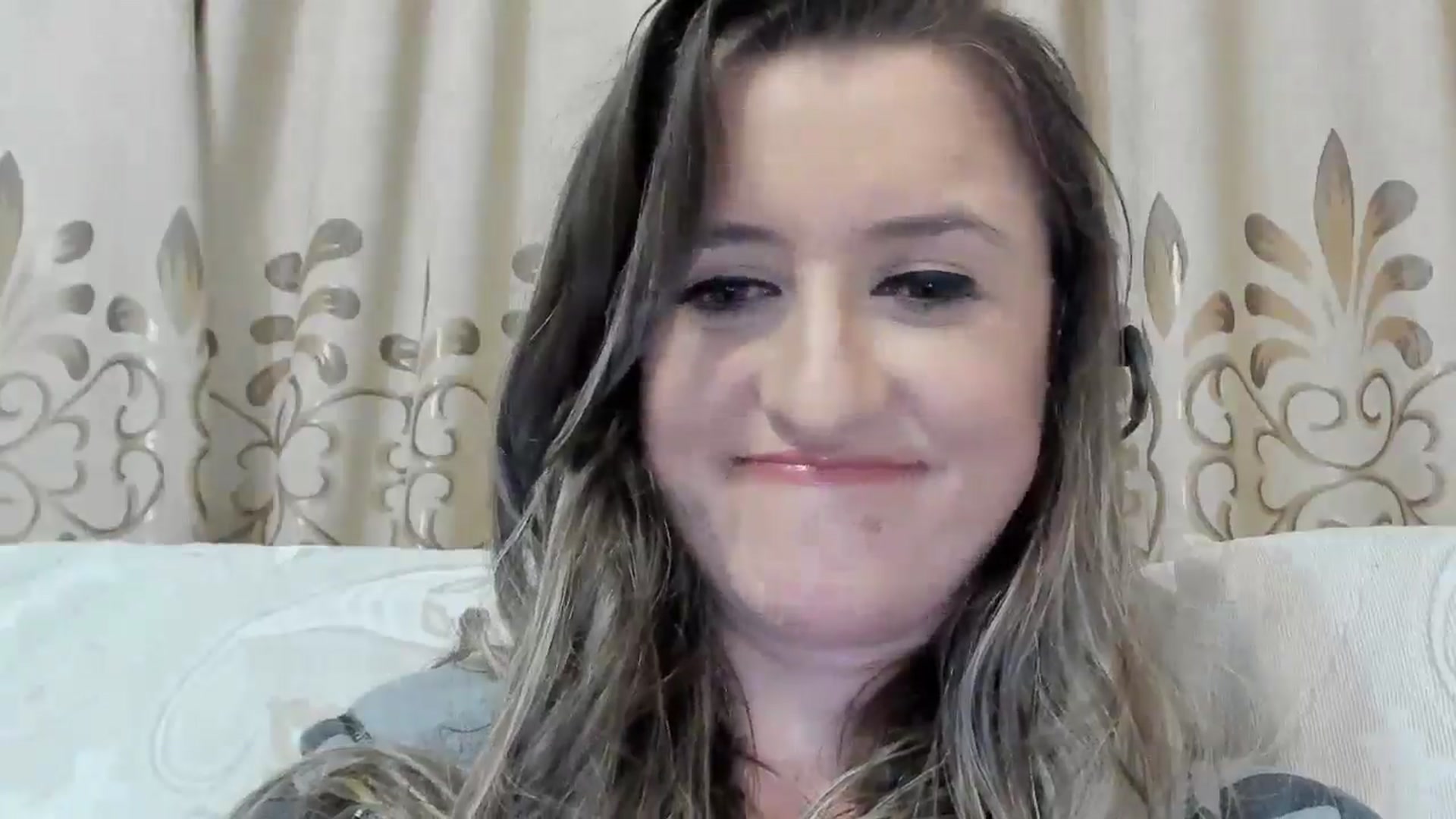 Gallery image thumbnail from BestDream's myfreecams stream on, 06/16/2025, 23:49 image 9 of 20