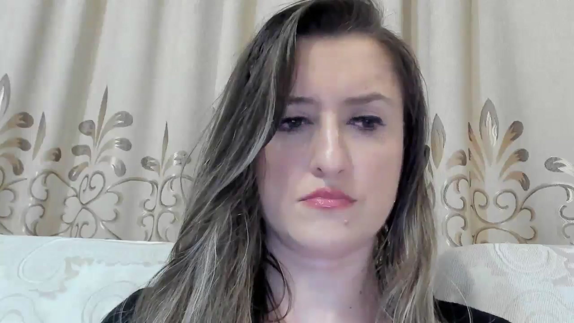 Gallery image thumbnail from BestDream's myfreecams stream on, 06/17/2025, 21:45 image 15 of 20