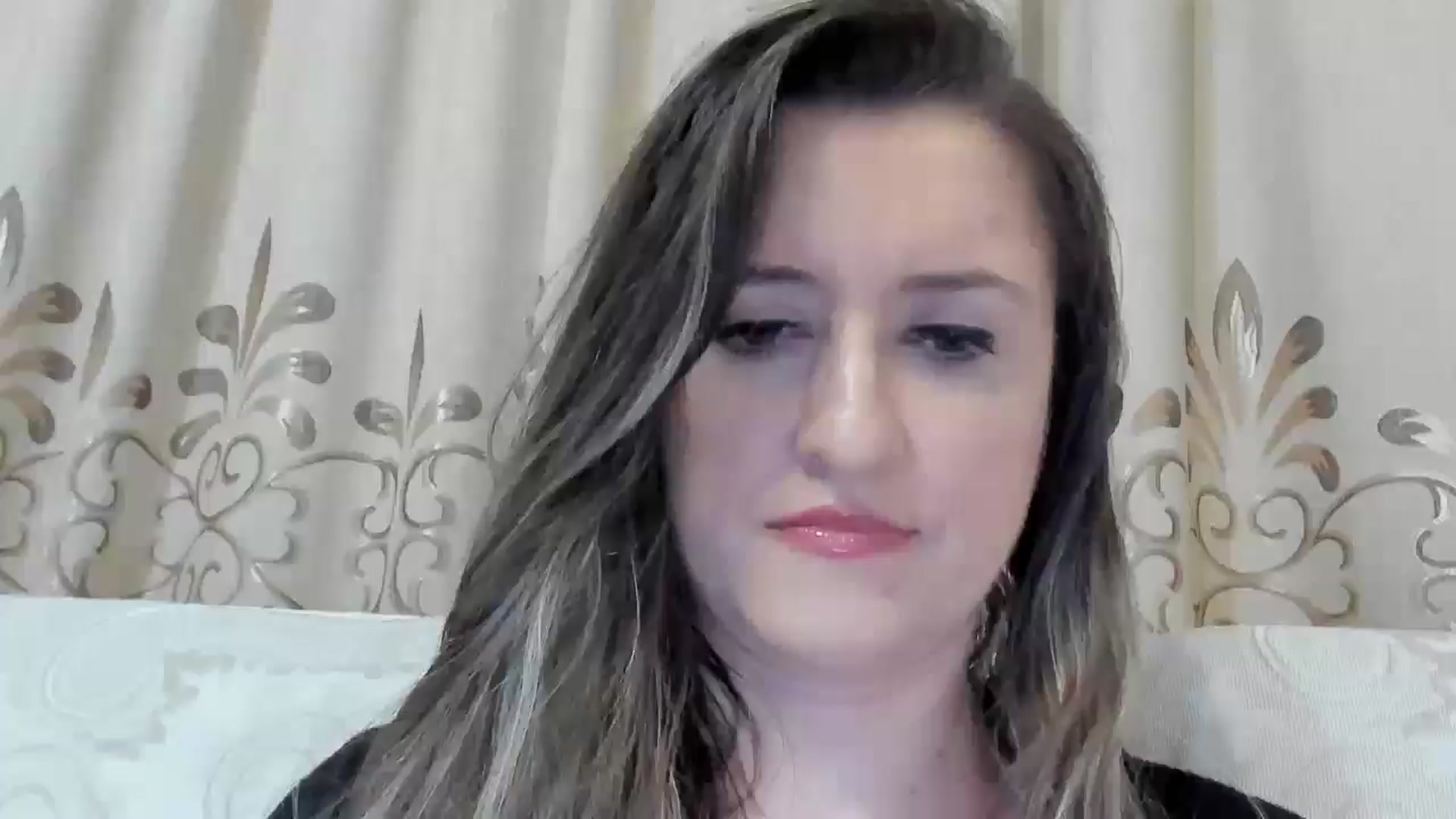 Gallery image thumbnail from BestDream's myfreecams stream on, 06/17/2025, 21:45 image 9 of 20