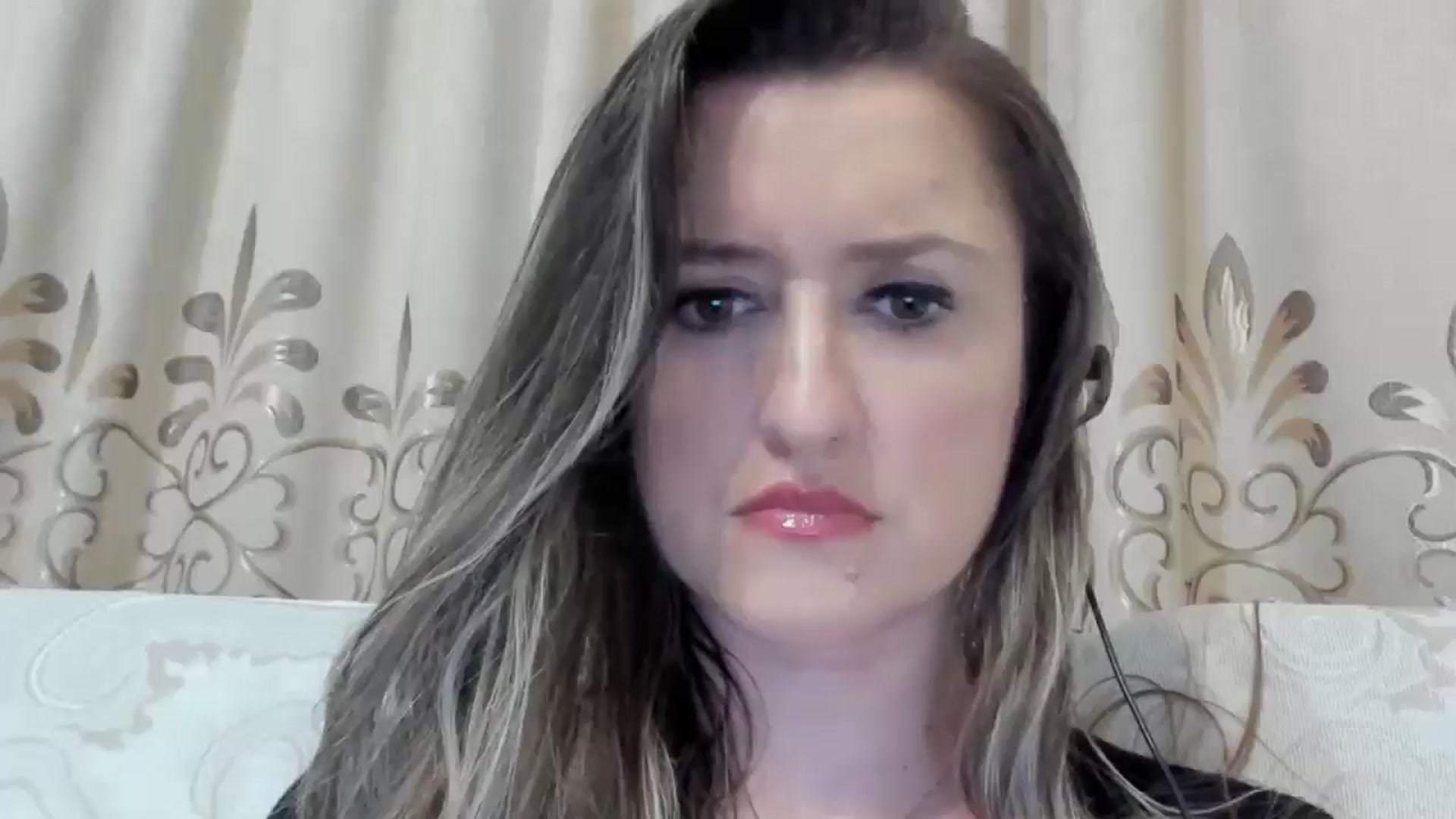 Gallery image thumbnail from BestDream's myfreecams stream on, 06/17/2025, 21:45 image 4 of 20