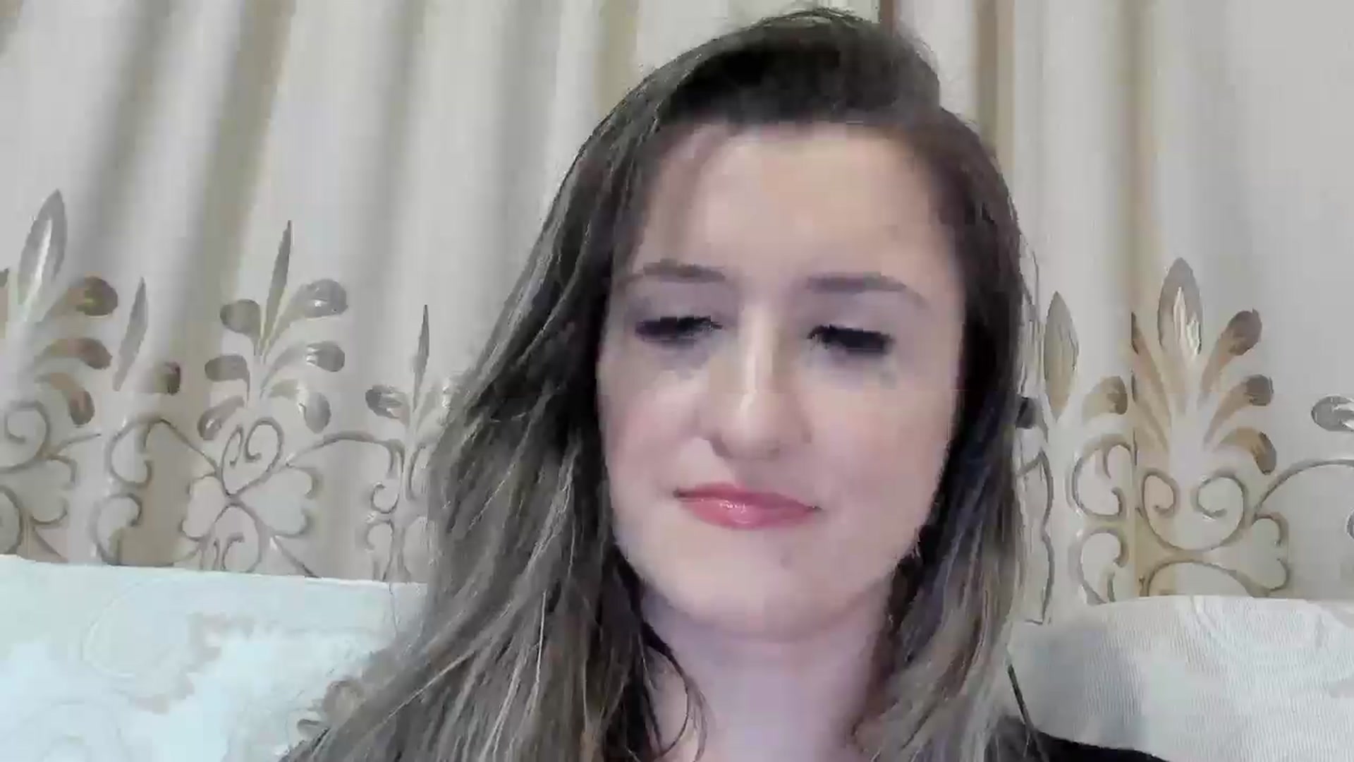 Gallery image thumbnail from BestDream's myfreecams stream on, 06/17/2025, 22:16 image 7 of 20