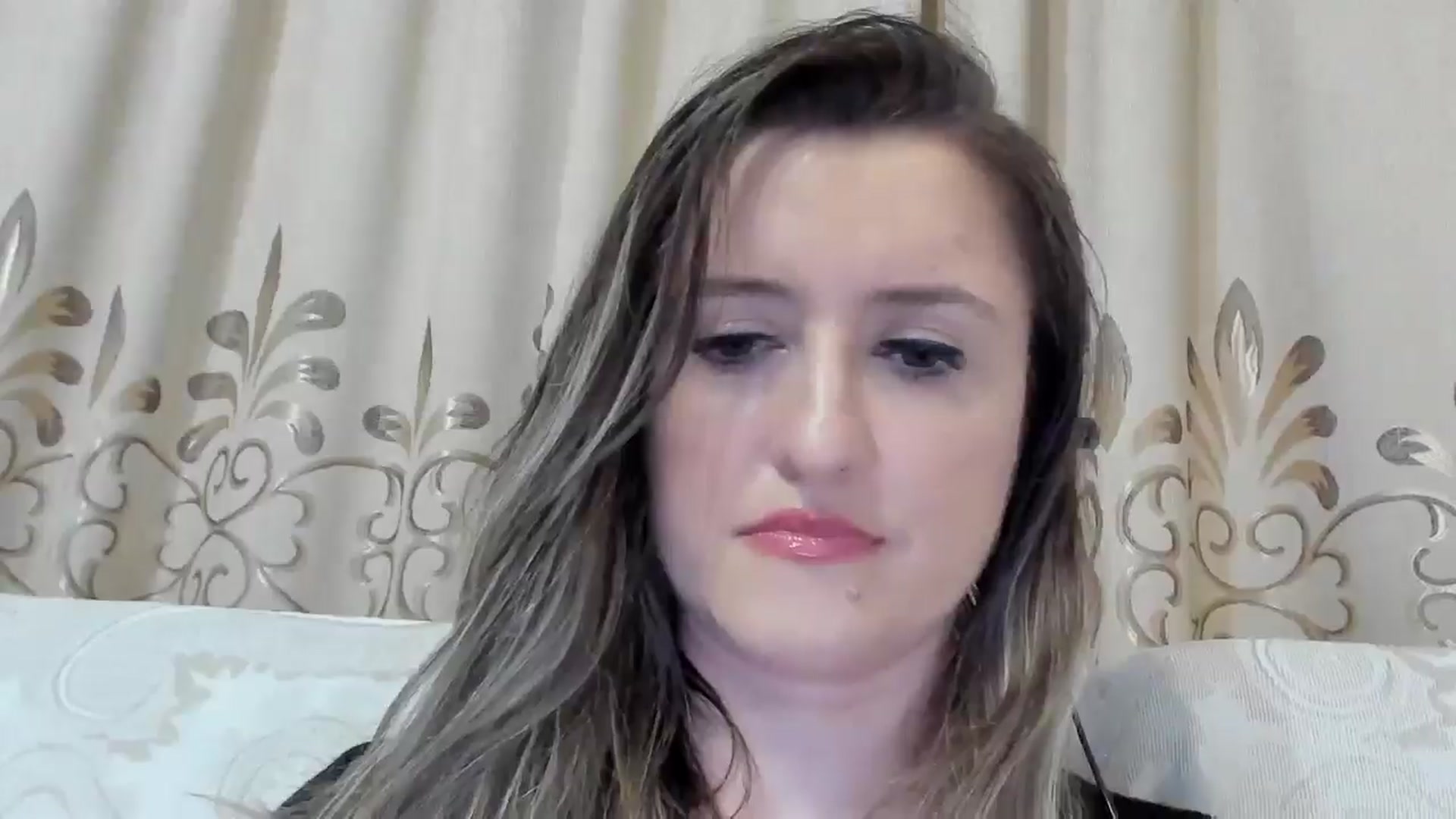 Gallery image thumbnail from BestDream's myfreecams stream on, 06/17/2025, 22:16 image 2 of 20