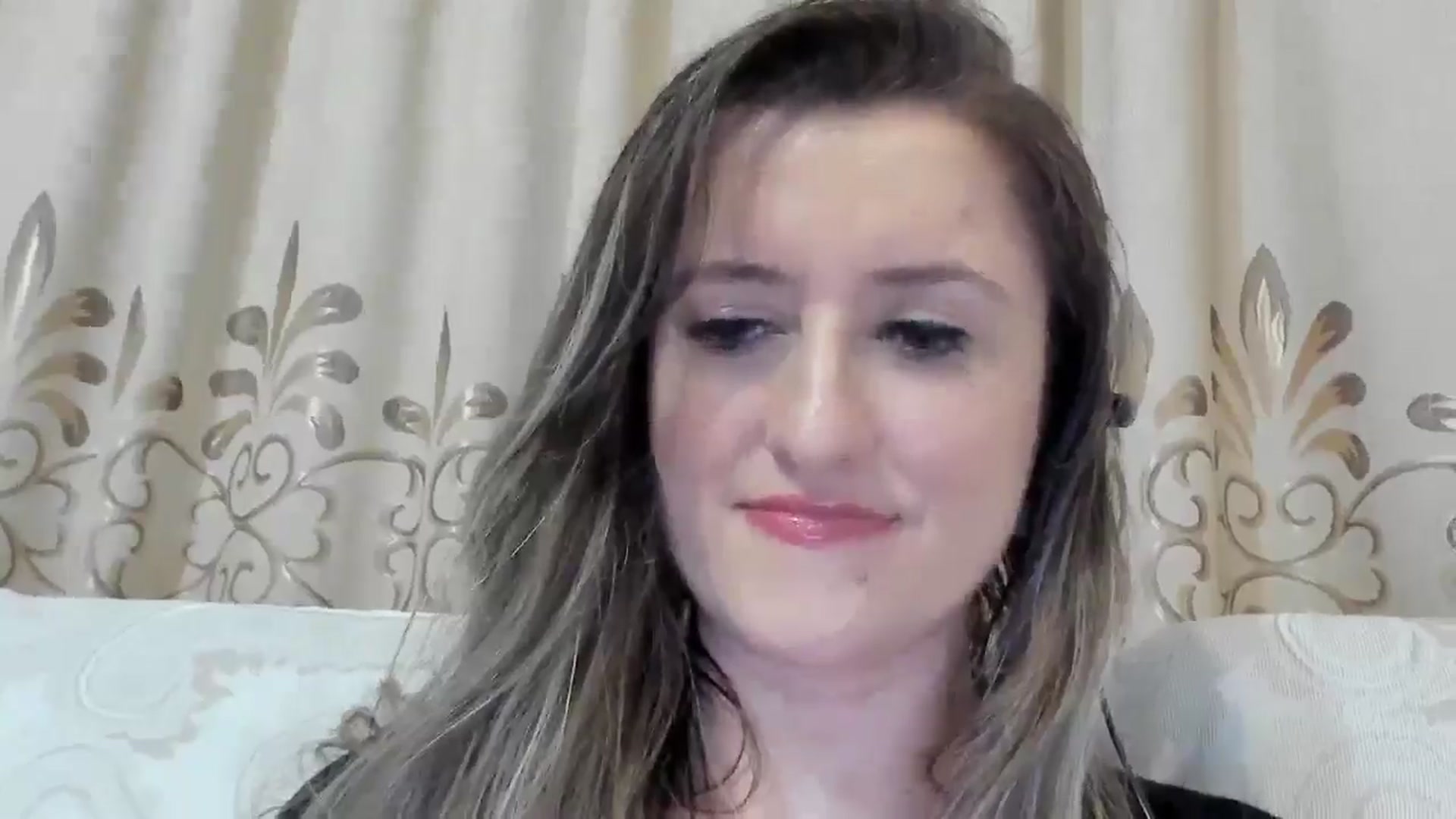 Gallery image thumbnail from BestDream's myfreecams stream on, 06/17/2025, 22:16 image 9 of 20