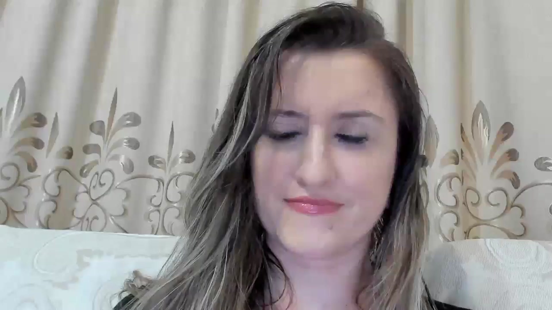 Gallery image thumbnail from BestDream's myfreecams stream on, 06/17/2025, 22:16 image 11 of 20