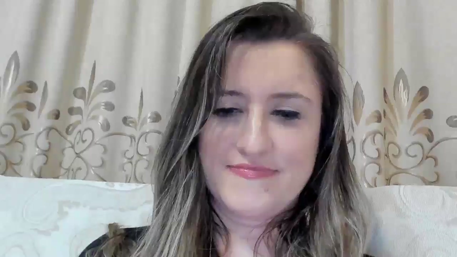 Gallery image thumbnail from BestDream's myfreecams stream on, 06/17/2025, 23:08 image 6 of 20
