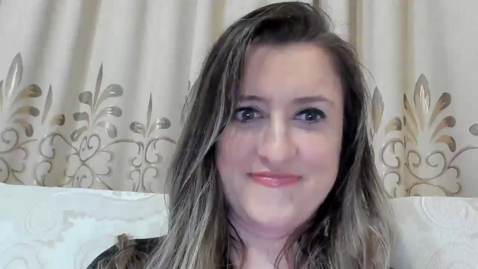 Gallery image thumbnail from BestDream's myfreecams stream on, 06/17/2025, 23:08 image 4 of 20