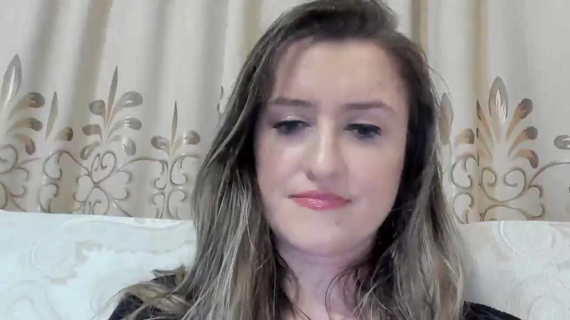 Gallery image thumbnail from BestDream's myfreecams stream on, 06/17/2025, 23:08 image 14 of 20