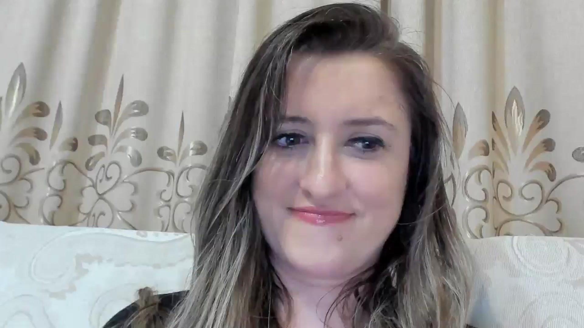 Gallery image thumbnail from BestDream's myfreecams stream on, 06/17/2025, 23:08 image 7 of 20