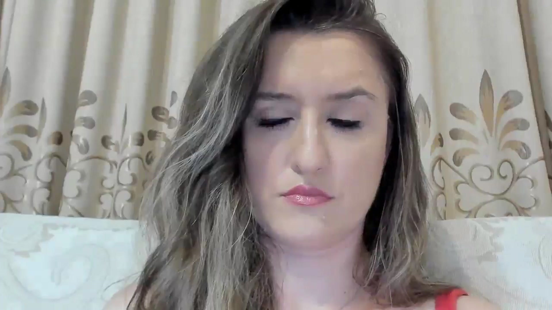 Gallery image thumbnail from BestDream's myfreecams stream on, 06/19/2025, 22:42 image 13 of 20