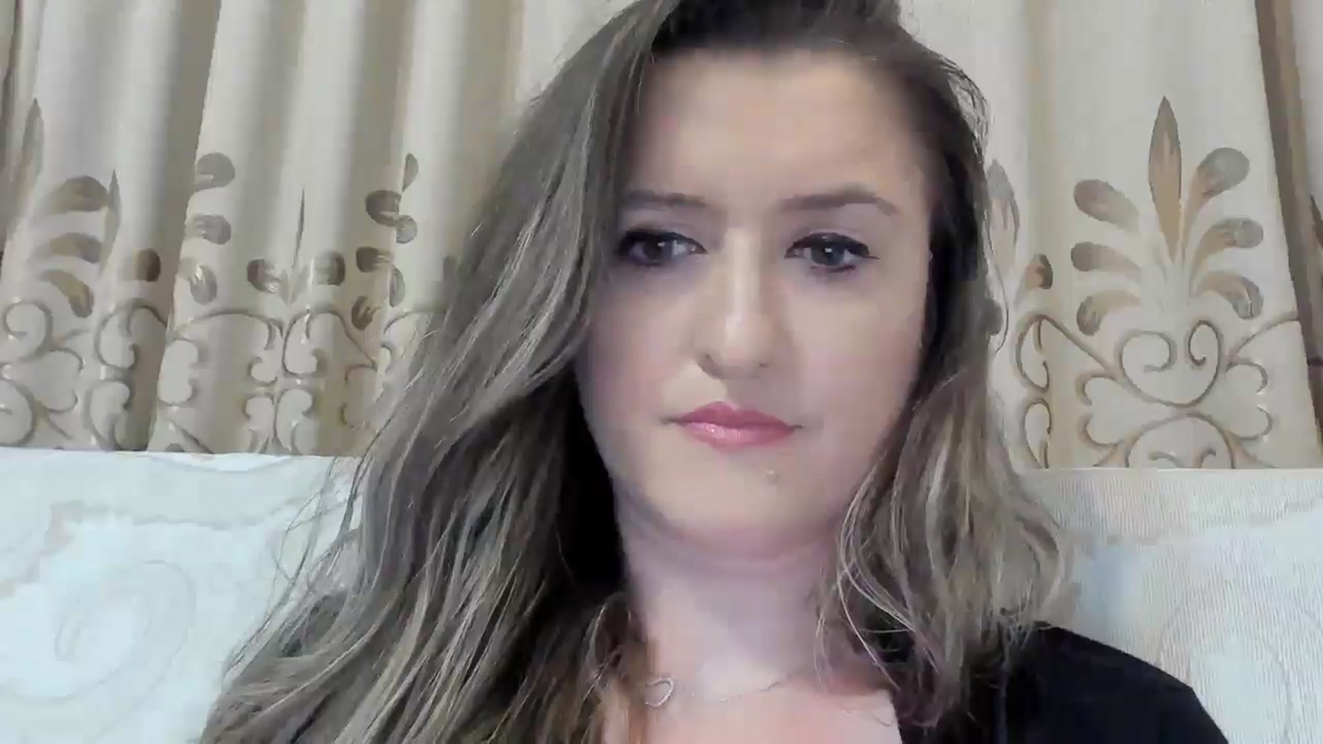 Gallery image thumbnail from BestDream's myfreecams stream on, 06/20/2025, 01:09 image 10 of 20