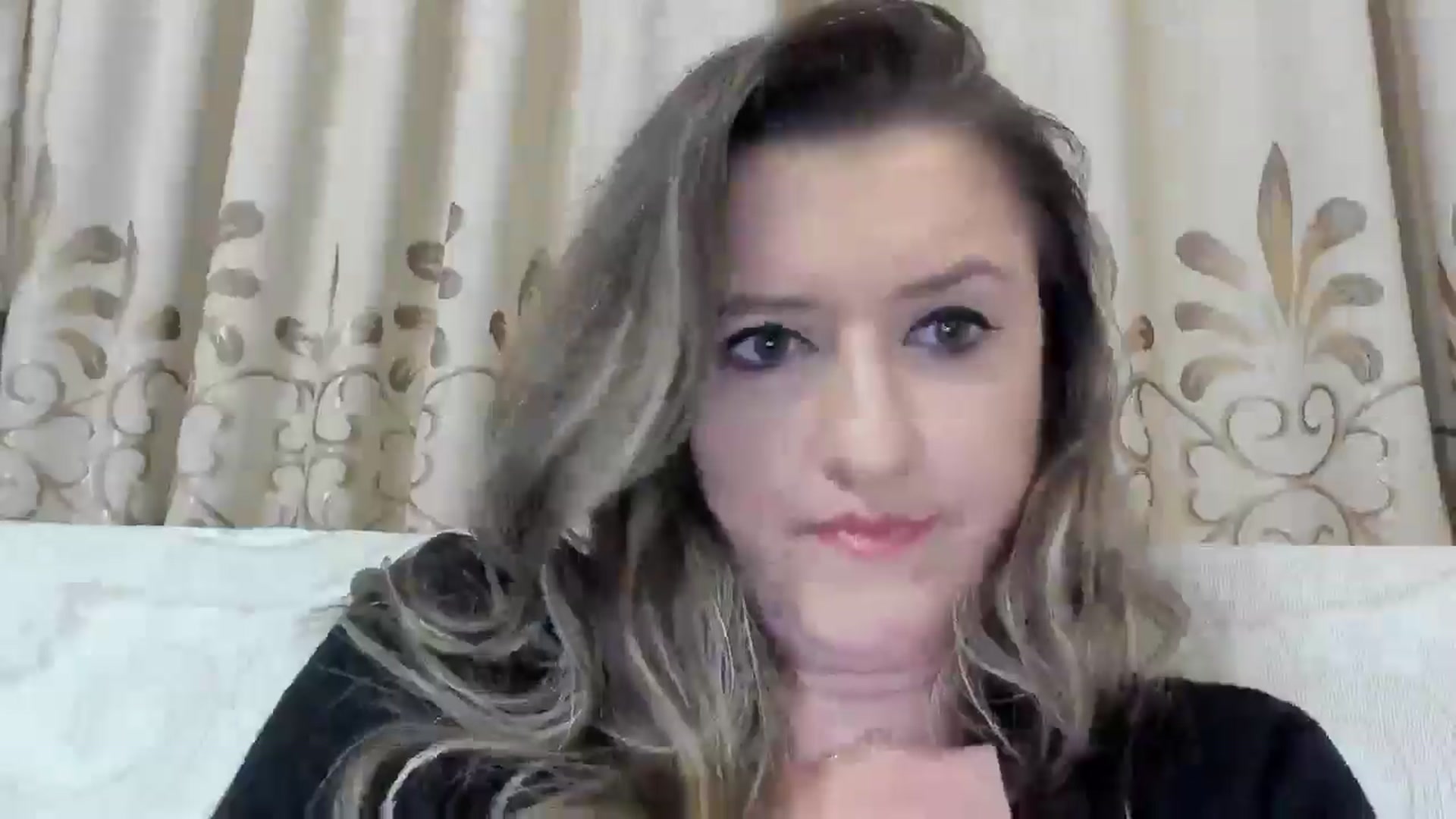 Gallery image thumbnail from BestDream's myfreecams stream on, 06/20/2025, 01:09 image 16 of 20