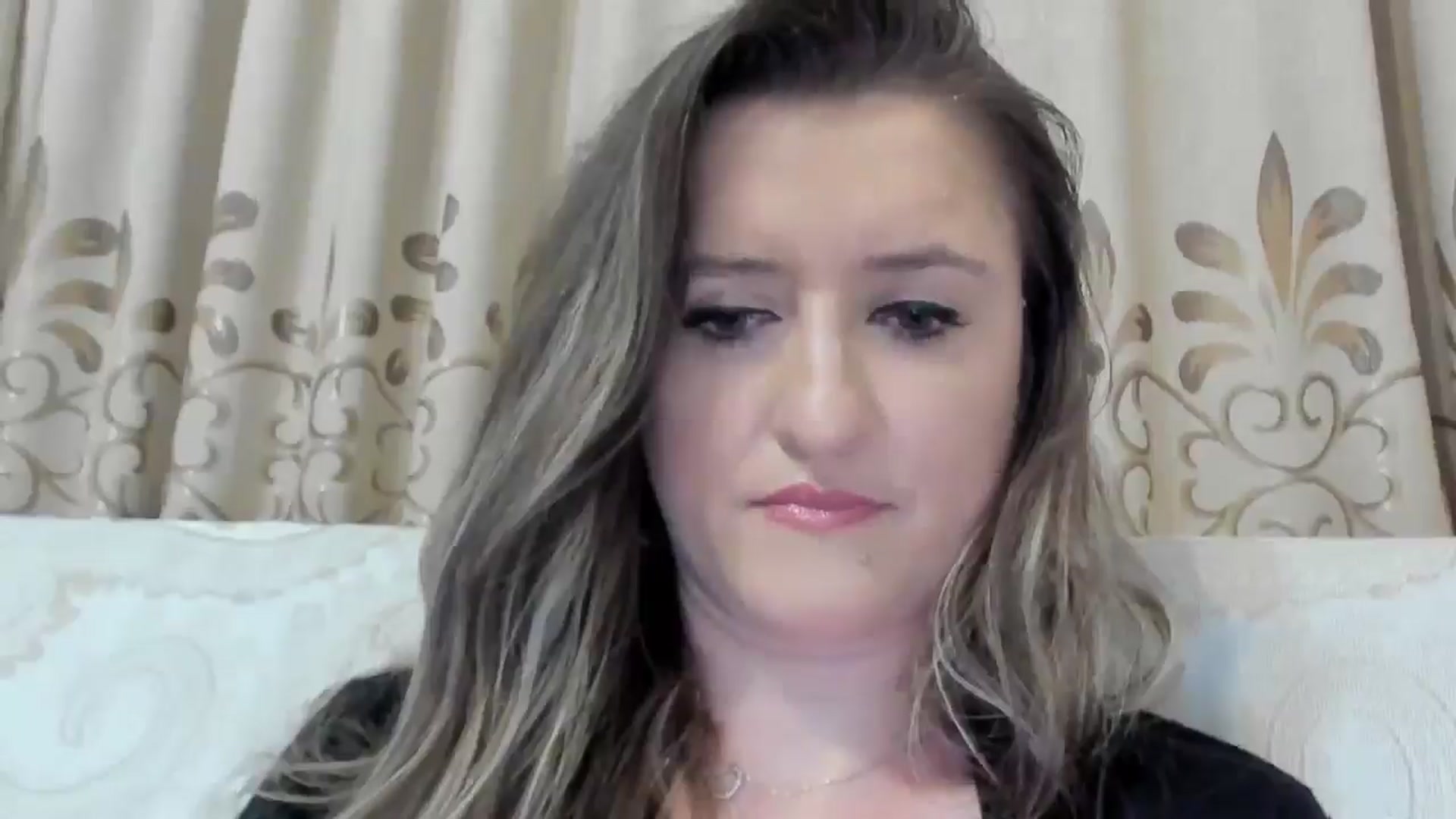 Gallery image thumbnail from BestDream's myfreecams stream on, 06/20/2025, 01:09 image 13 of 20