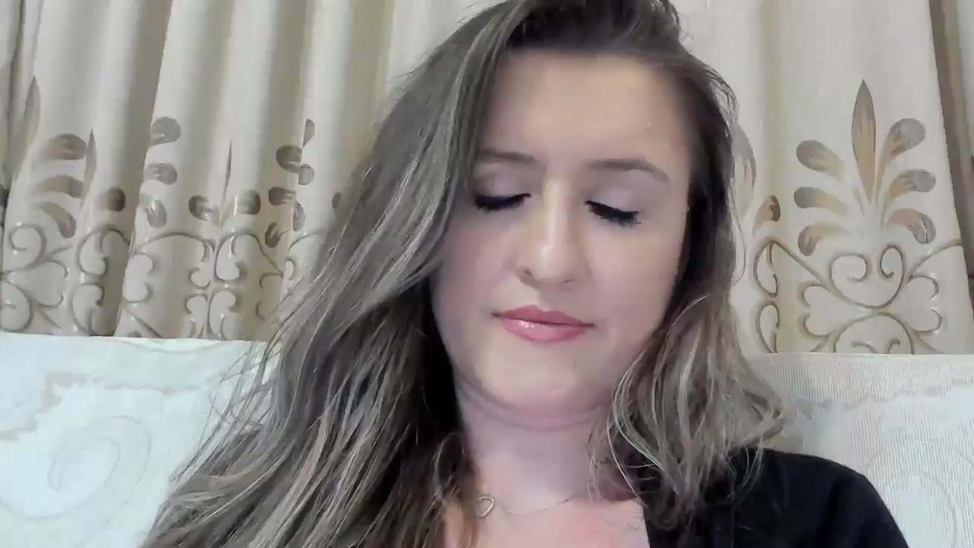 Gallery image thumbnail from BestDream's myfreecams stream on, 06/20/2025, 01:09 image 7 of 20