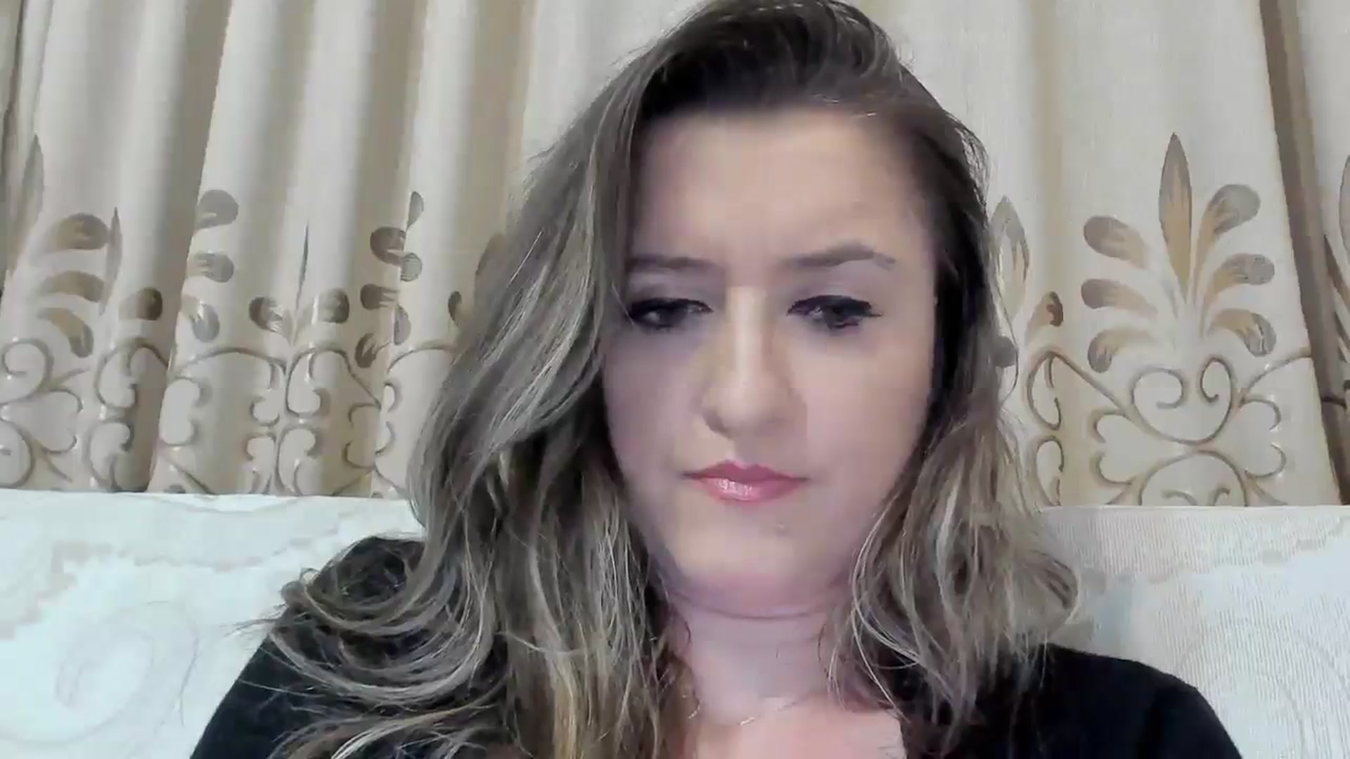 Gallery image thumbnail from BestDream's myfreecams stream on, 06/20/2025, 01:09 image 17 of 20