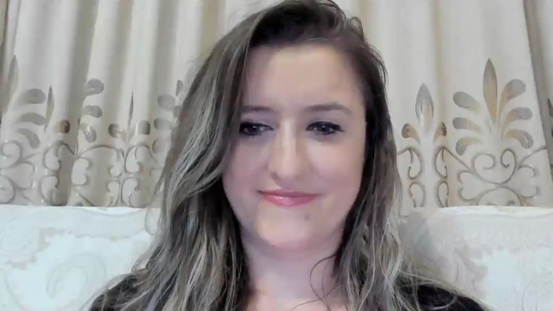 Gallery image thumbnail from BestDream's myfreecams stream on, 06/20/2025, 02:48 image 15 of 20