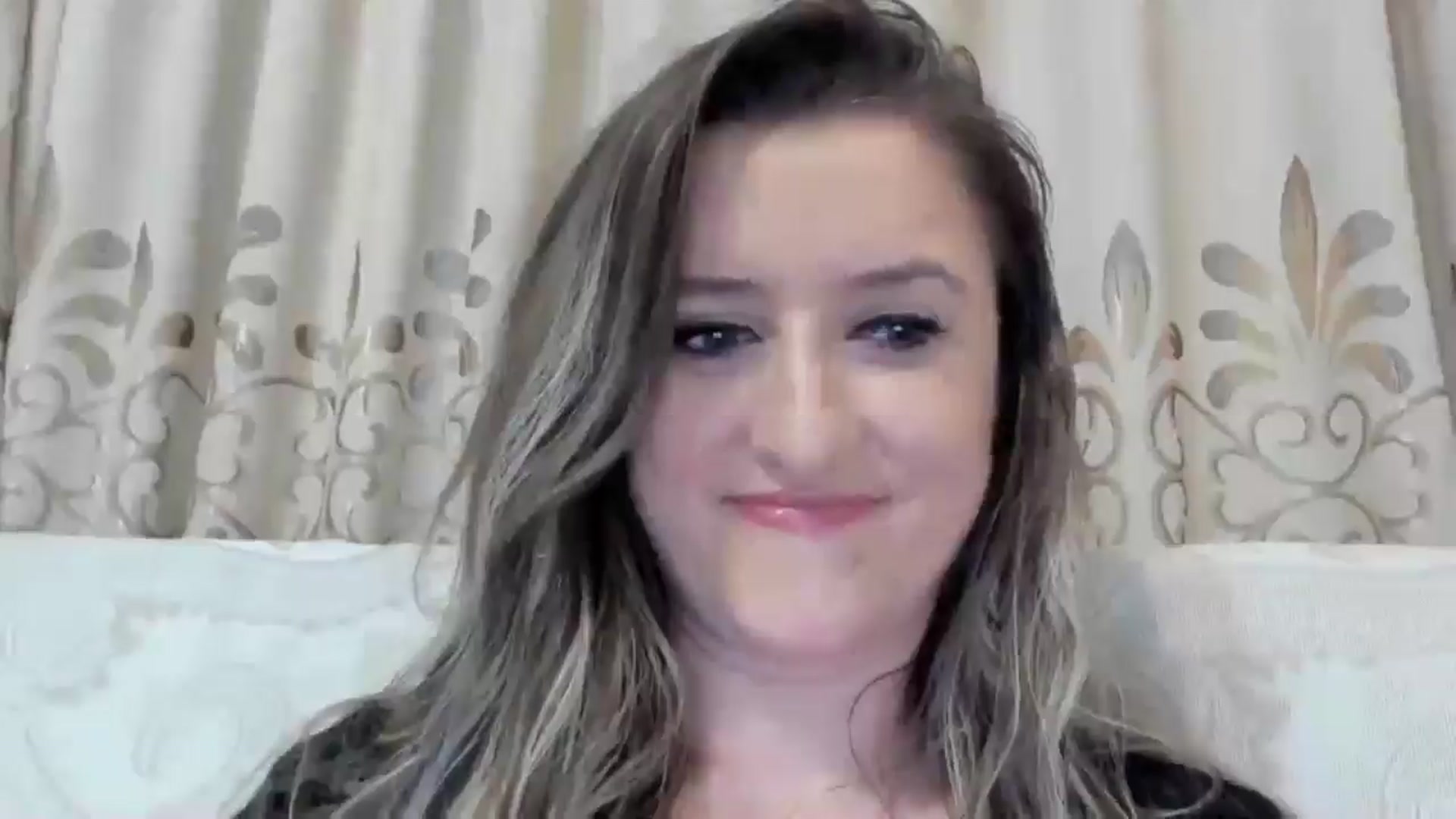 Gallery image thumbnail from BestDream's myfreecams stream on, 06/20/2025, 02:48 image 17 of 20