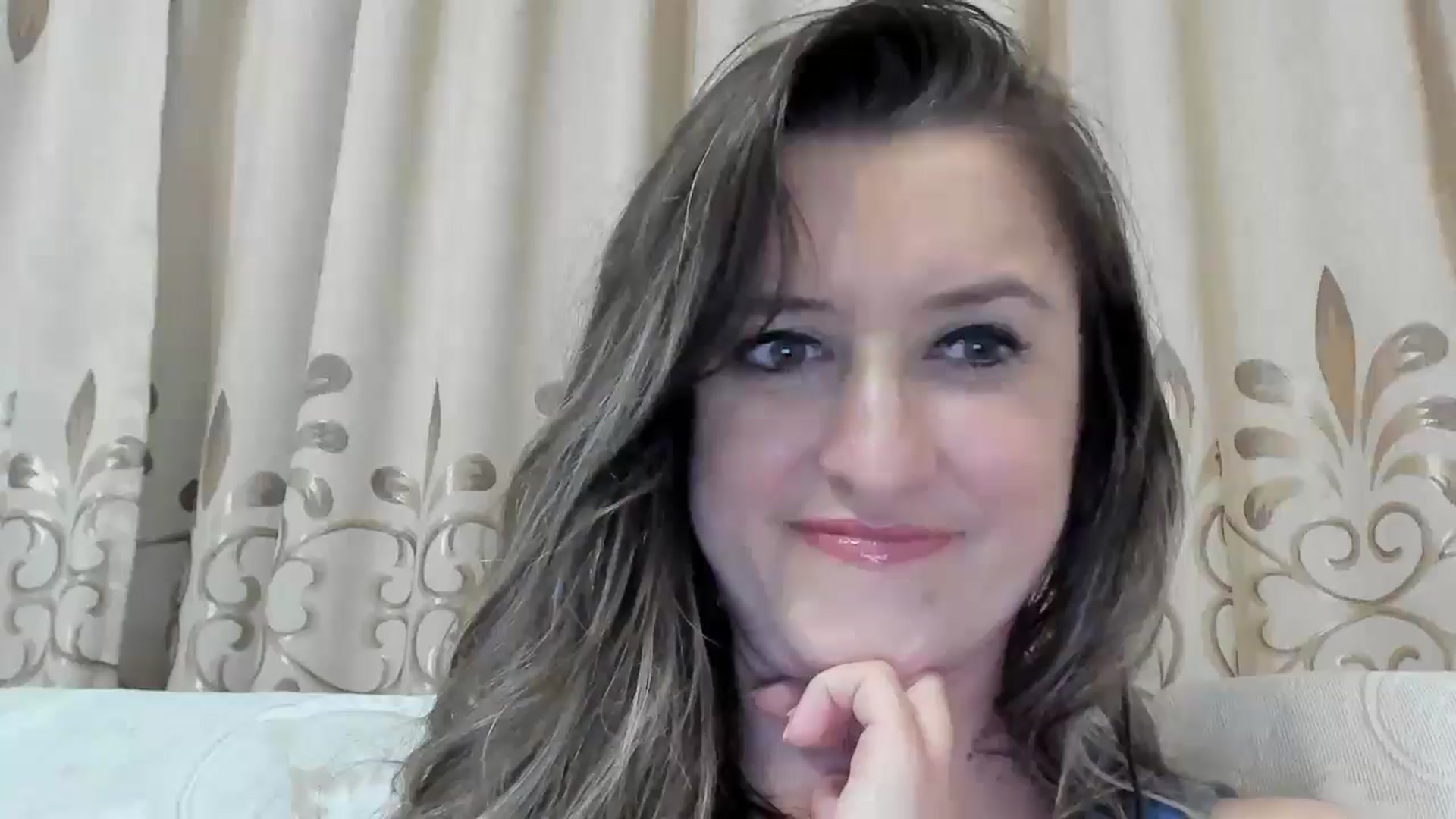 Gallery image thumbnail from BestDream's myfreecams stream on, 06/20/2025, 21:49 image 15 of 20