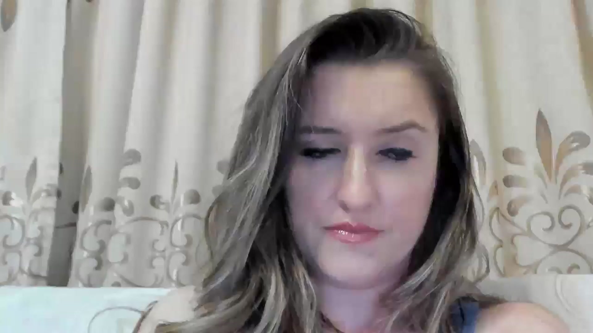 Gallery image thumbnail from BestDream's myfreecams stream on, 06/20/2025, 21:49 image 4 of 20