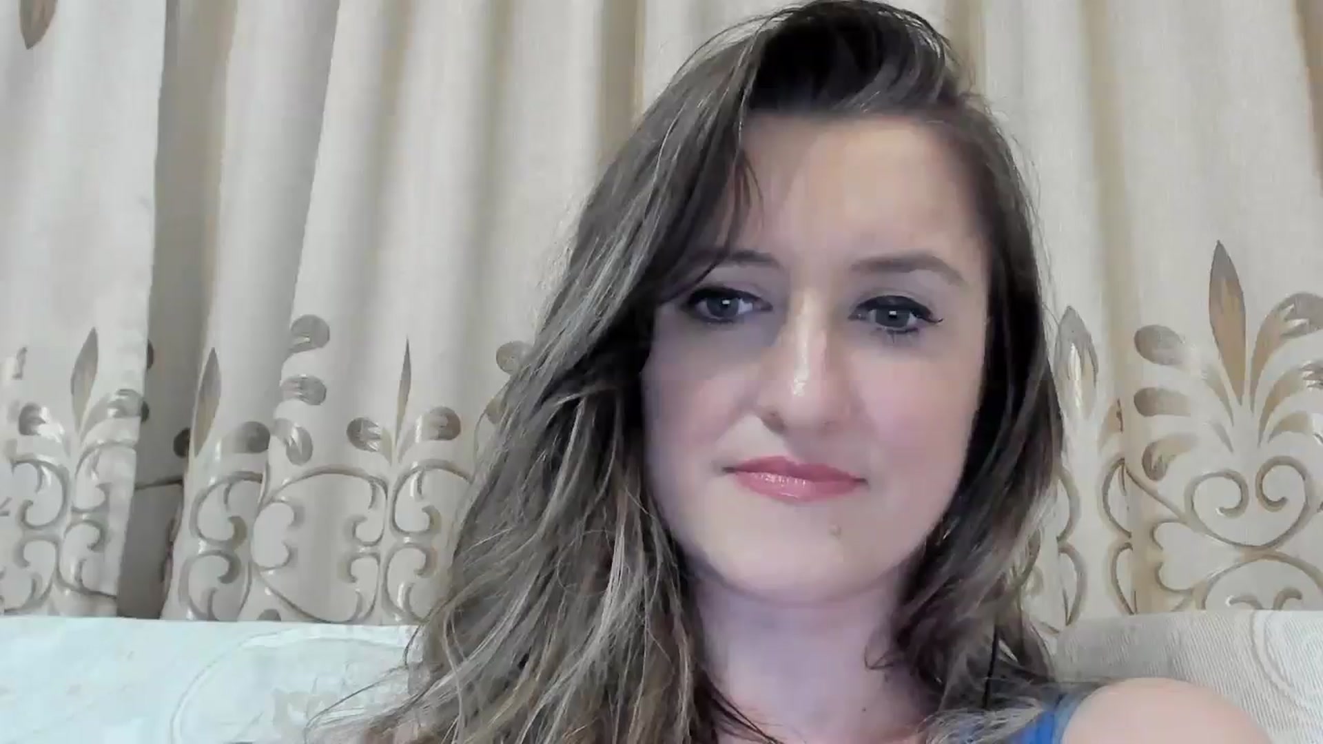 Gallery image thumbnail from BestDream's myfreecams stream on, 06/20/2025, 21:49 image 13 of 20