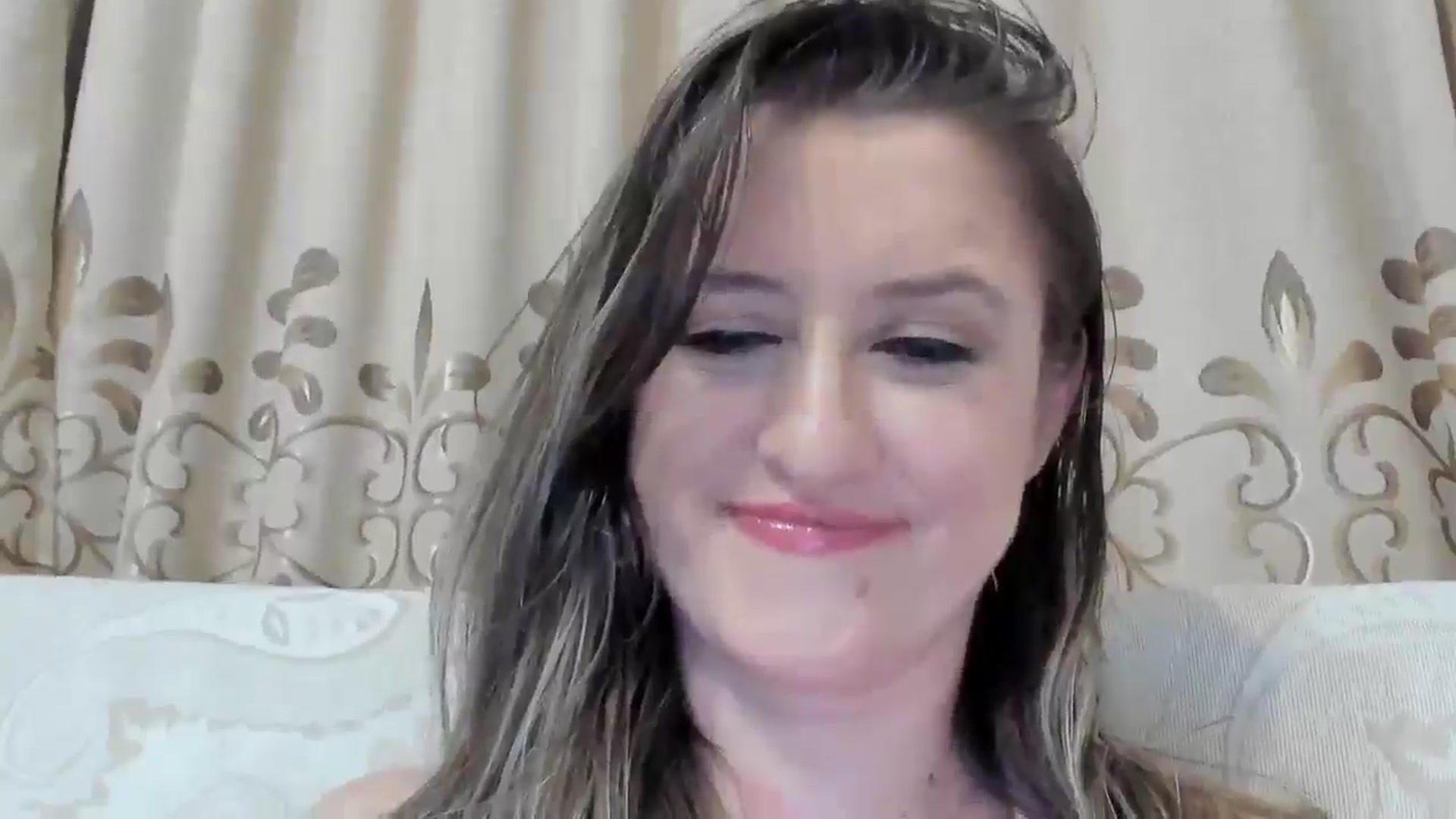 Gallery image thumbnail from BestDream's myfreecams stream on, 06/23/2025, 01:04 image 15 of 20