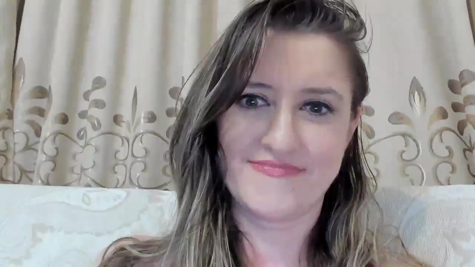 Gallery image thumbnail from BestDream's myfreecams stream on, 06/23/2025, 01:04 image 13 of 20