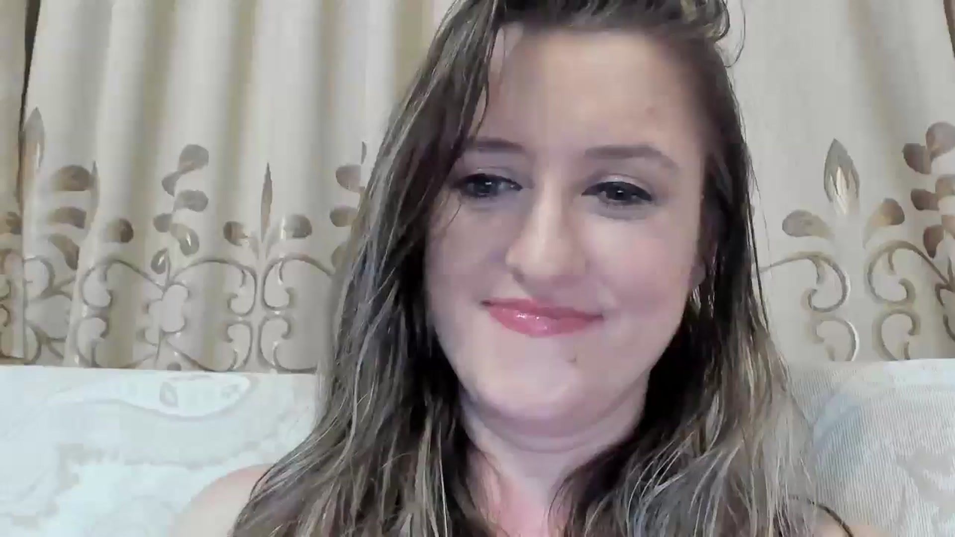 Gallery image thumbnail from BestDream's myfreecams stream on, 06/23/2025, 01:04 image 11 of 20