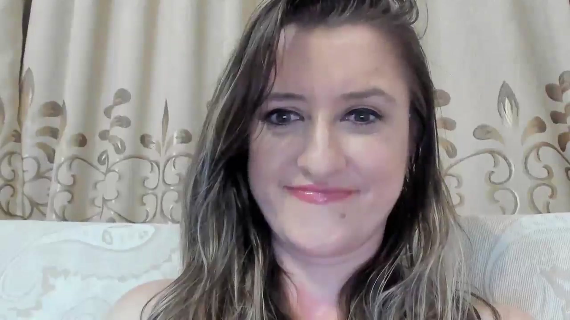 Gallery image thumbnail from BestDream's myfreecams stream on, 06/23/2025, 01:04 image 8 of 20