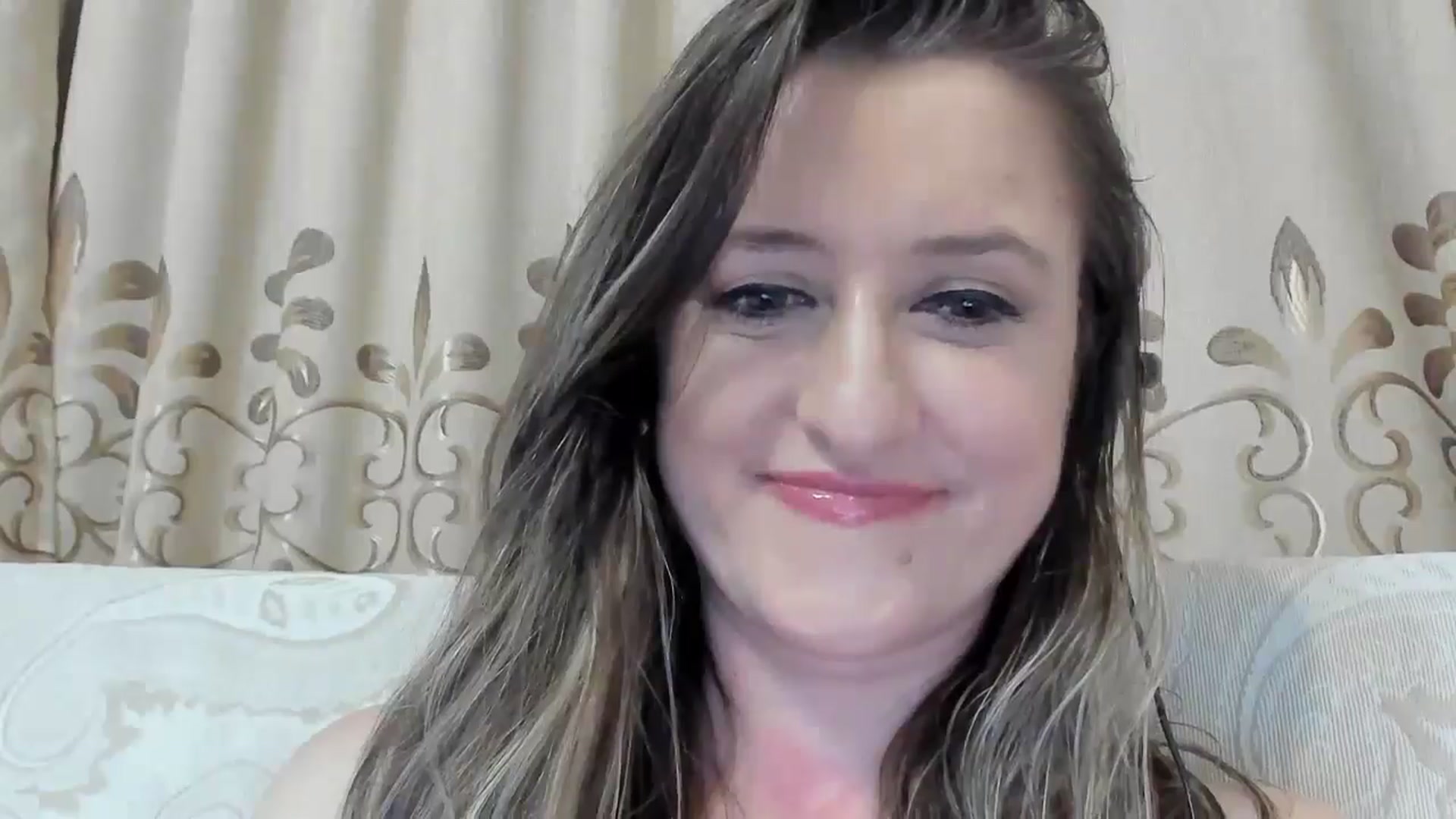 Gallery image thumbnail from BestDream's myfreecams stream on, 06/23/2025, 01:04 image 6 of 20